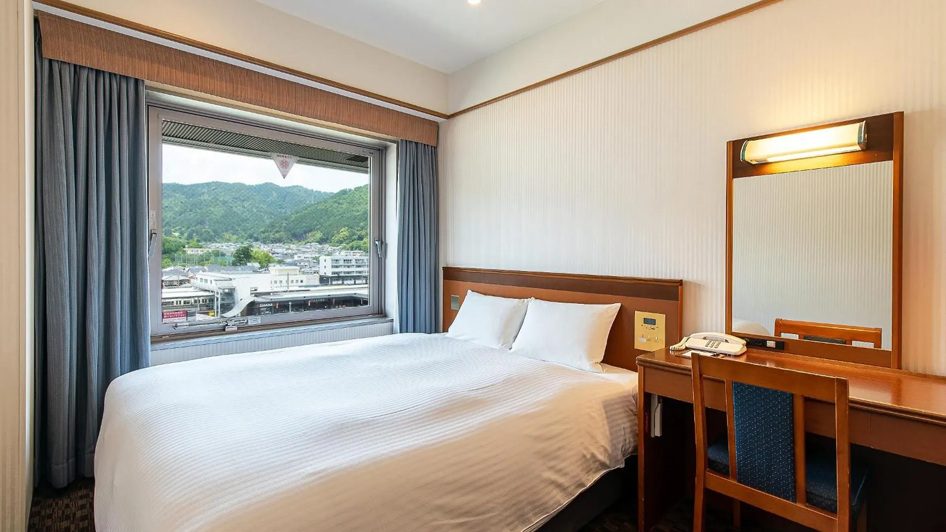 Kyoto Yamashina Hotel Sanraku 4*,